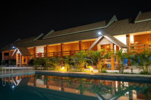 Vang Vieng Romantic Mountain View Resort