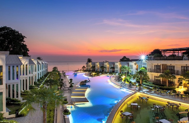 Vannee Golden Sands Beachfront Resort