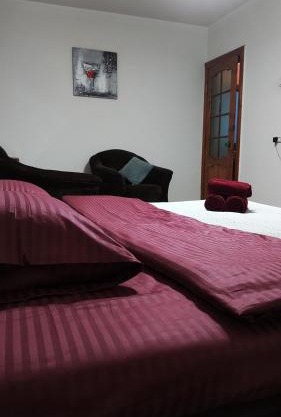 Vasylia Stusa 3 CityRooms