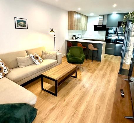 Vega Parque II con parking privado, piscina y a 5 minutos de la playa