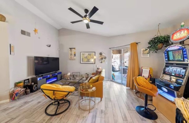 Vegas Tranquil Oasis Sparkling Pool/Spa+Slots+420