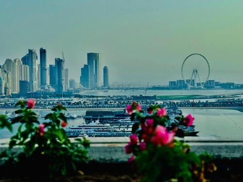 Venduras- 4BR Luxe Duplex Penthouse At Palm Private Pool