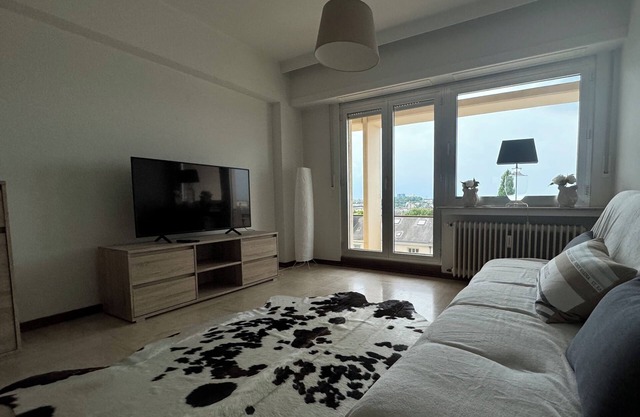 Very central, quietly located apartment with breathtaking views