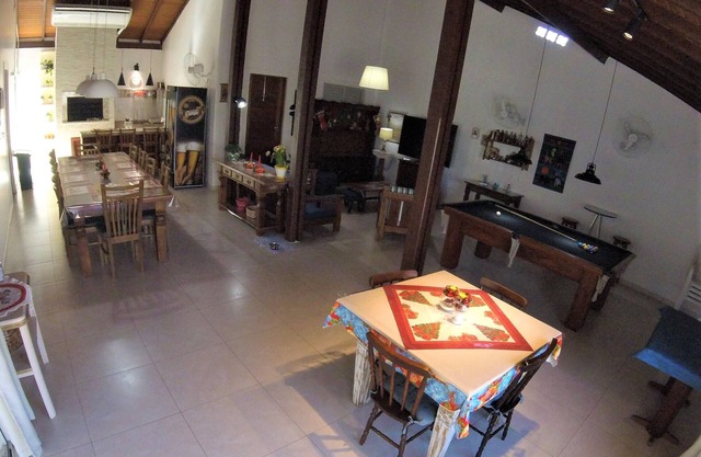 Very comfortable residence 60m from the beach.