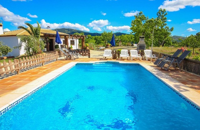 Viña La Sierra I y II Júzcar by Ruralidays