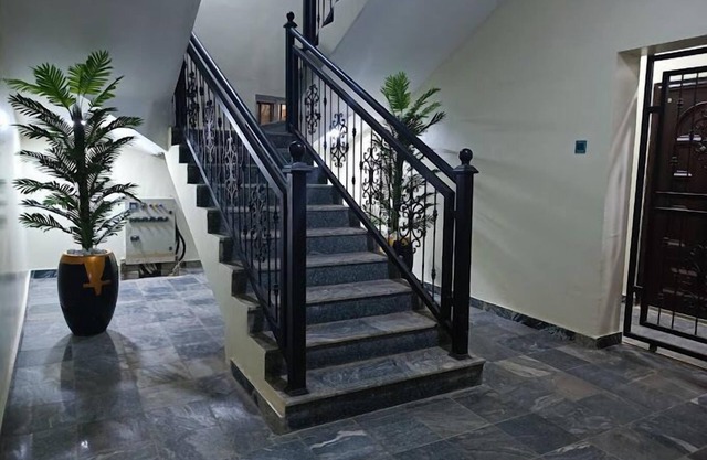 Vichi Gates Suites