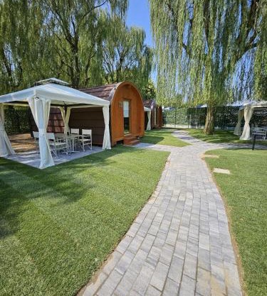 Vicolungo Glamour Lodge & SPA - Free SPA Hot Tub e Sauna