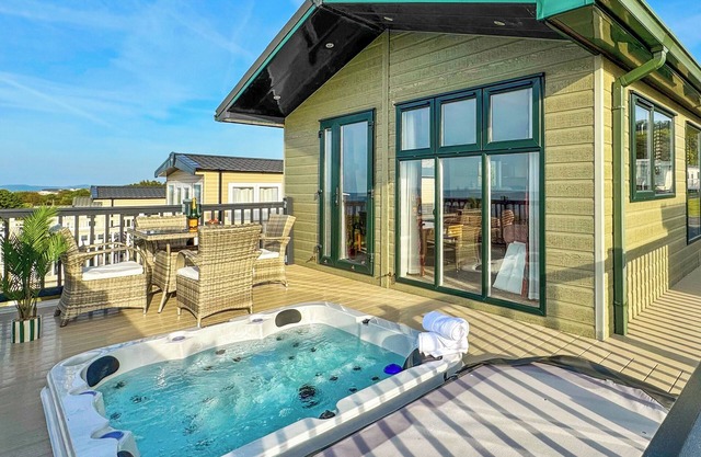 Victoria Lodge - UK35820