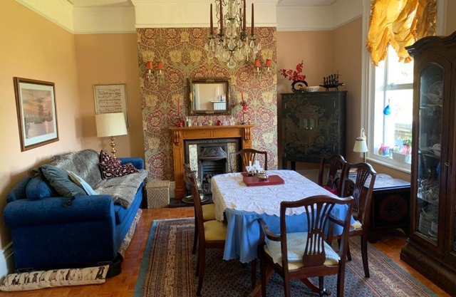 Victorian luxury flat at Claverton House