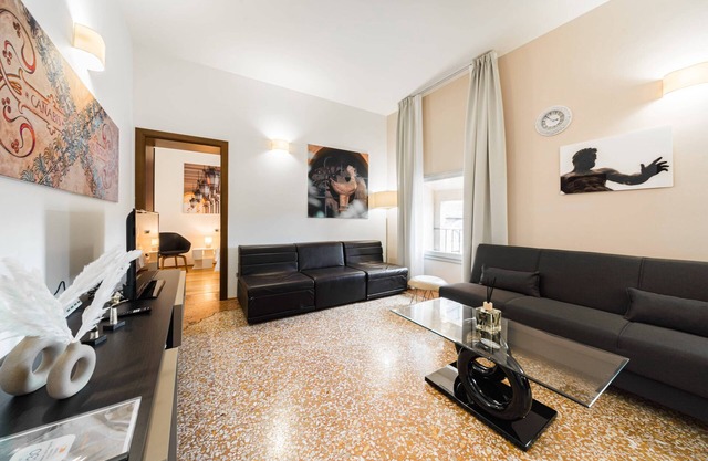 View of Piazza Maggiore - Arcadian By ImmoBo - Bologna Center