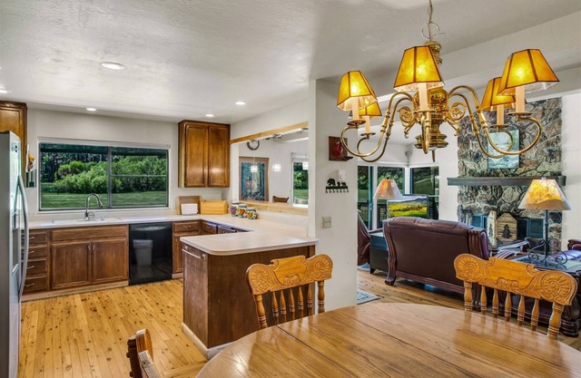 Views of the 8th Fairway at Plumas Pines Golf Resort - 8 Aspen Circle