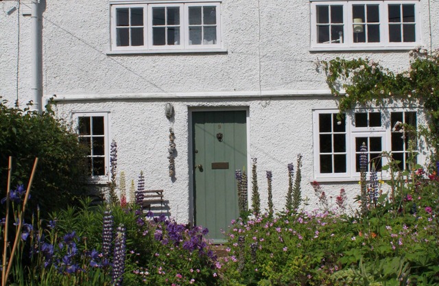 Views over open farmland ideally situated for exploring the Suffolk coast