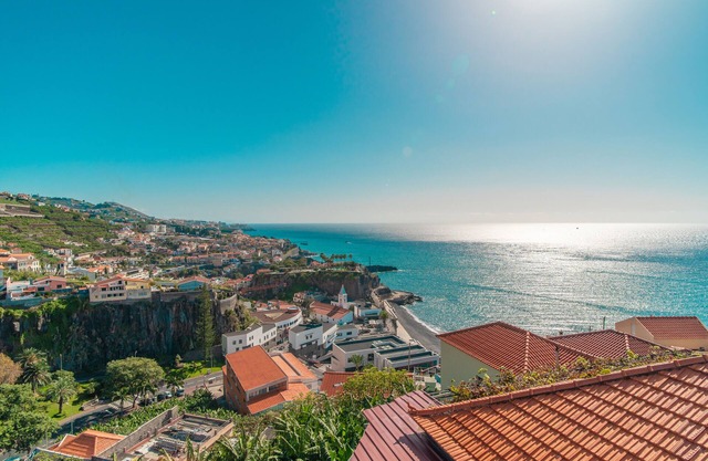 Vila Camara de Lobos Sea View