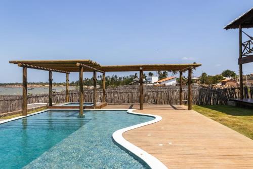 Vila Insular - Beira-mar - 3 casas p/até 36