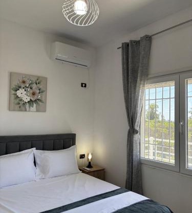 Villa 176