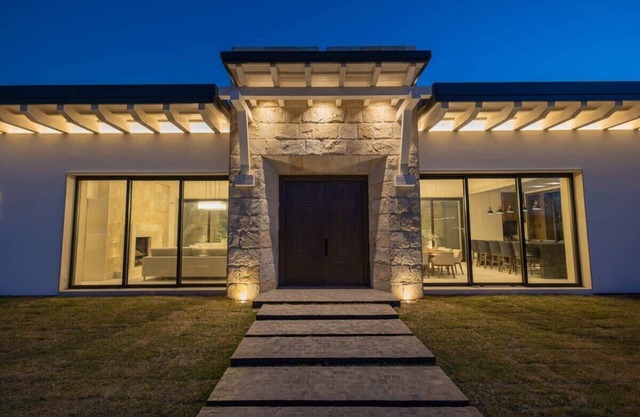 Villa 6BR Pueblo Parvada