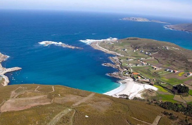 Villa Avoa (273), beachside in Costa da Morte