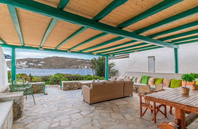 Villa 'Afrodite On The Sea' with Sea View, Wi-Fi and Air Conditioning