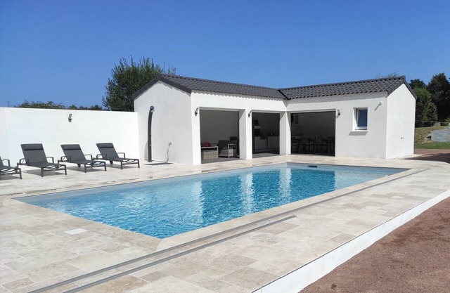 Villa 'Alice 8 Pers Avec Piscine' with Private Pool, Private Terrace and Wi-Fi
