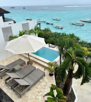 VILLA AMAN - Oceanfront