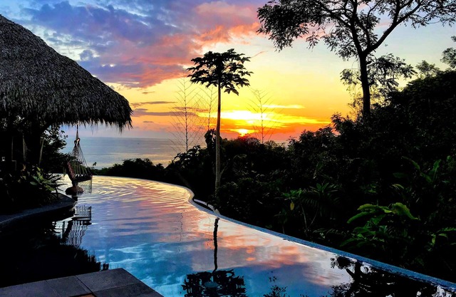 Villa Bella Vista: Views, Privacy & Beach Proximity, We Have It All Right Here