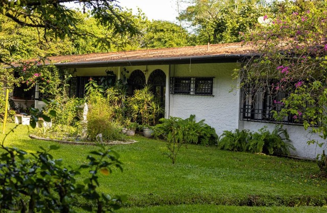 Villa Blanca Antón