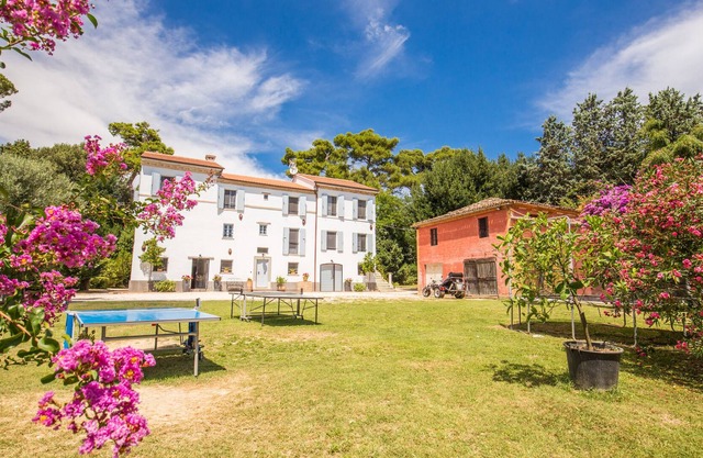 Villa Blasi Immersed in the Marche nature, in the fabulous Conero Riviera