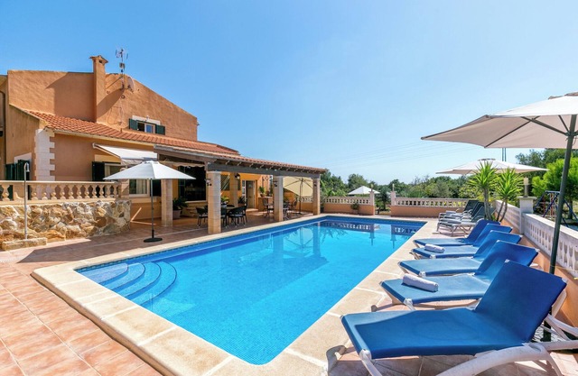 Villa Bonavista with Mountain View, Private Pool, Wi-Fi, Terrace & Garden