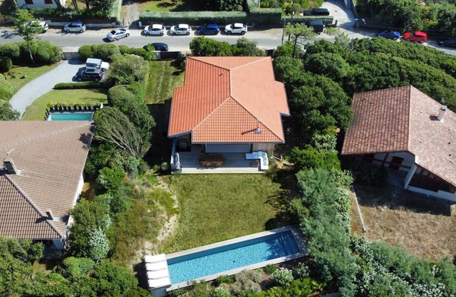 VILLA BORACAY à la plage de la Gravière
