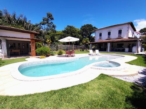 Villa Brama Mare - 4 suítes, piscina, sala de jogos