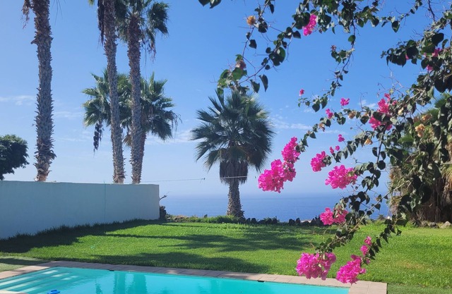 Villa Carol, WiFi, Private Pool, Sea View