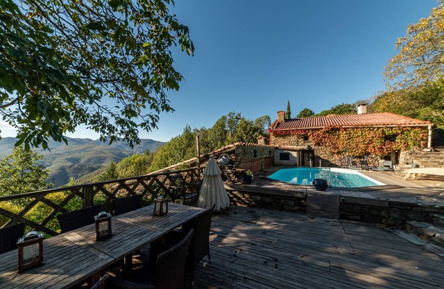 Villa "Casablanca" with Mountain View, Private Pool & Wi-Fi