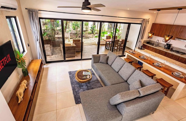 Villa Chacchoben Pool, AC, Beach club by Aqua Viva