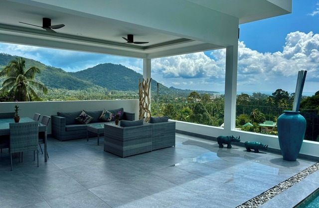 Villa Clarisse - SEAVIEW-4 BDR for10 people