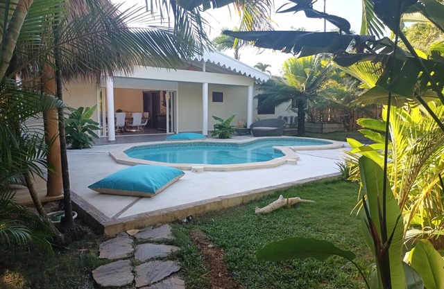 Villa Coloniale Avec Piscine Privée et Jardin Tropical au Calme 100m Playa Popy