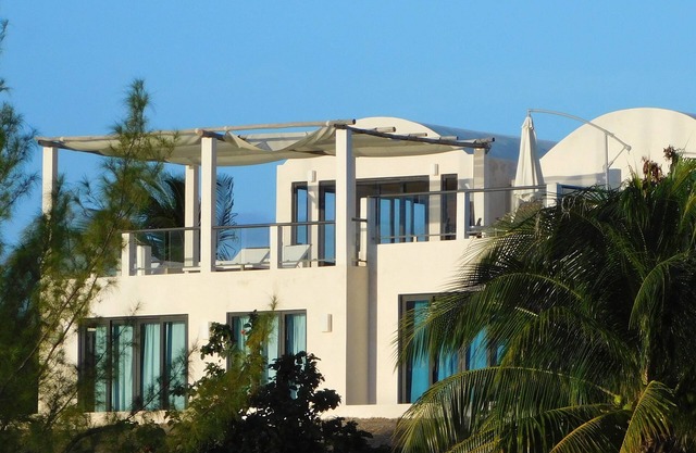 Villa Encantada 6 BR Beachfront Complete Luxury with private chef