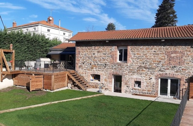 Villa Familiale9 Personnes Piscine Jeux Enfants , de Beaux Extérieurs