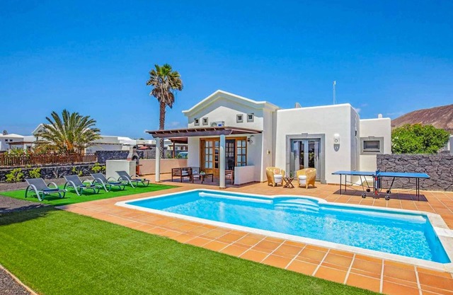 Villa Faroles - Two Bedroom Villa, Sleeps 4