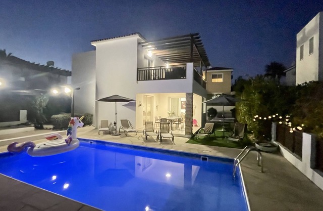 Villa Georgina!Beautiful 3bedroom Villa at Coral bay