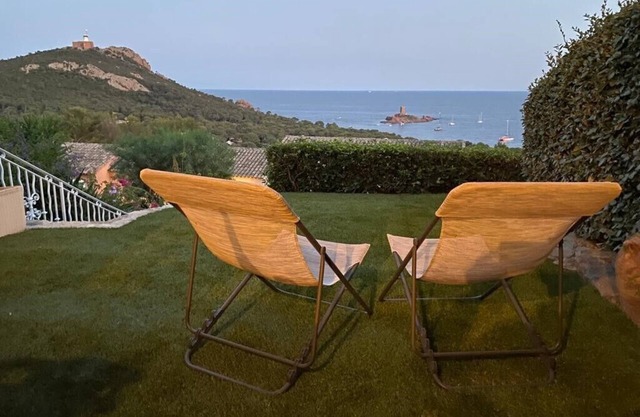 Villa, golden island view, a stone's throw from the beach. Breathtaking view!
