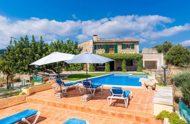 Villa 'Gran' with Mountain View, Wi-Fi and Air Conditioning