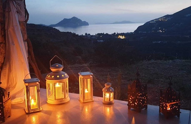 VILLA HANDRAS, unit 2, MANDORLO