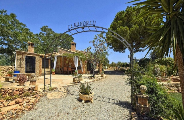 Villa in Mallorca with Pool & Tramuntana Views