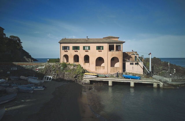 Villa in Levanto with 7 bedrooms sleeps 14