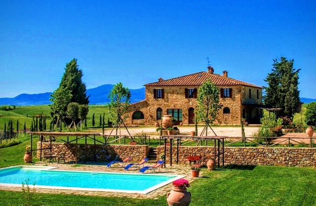 Villa in Montalcino, exclusive for you, stunning view!