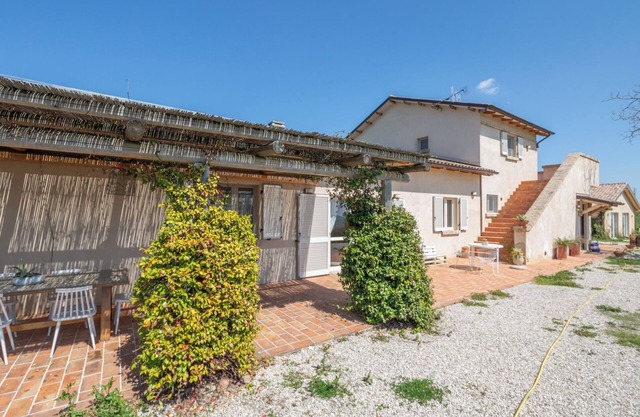 Villa in the countryside between the sea and the Gran Sasso