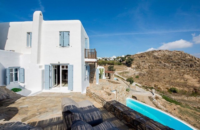 Villa Larimar - Three Bedroom Villa, Sleeps 6