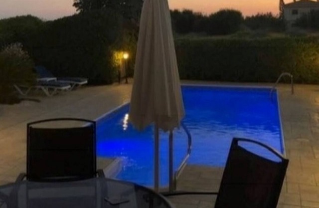 Villa Louiza, just 5 min walk to Pissouri beach, 2 bed Villa with private pool