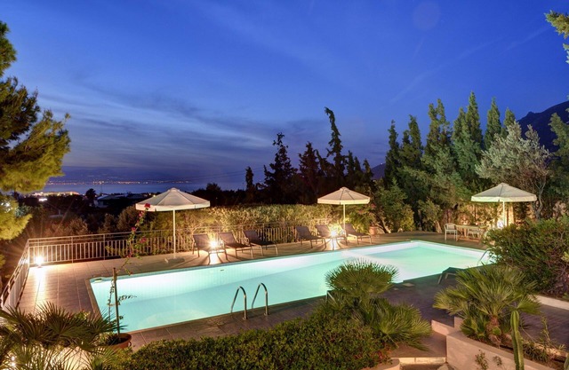 Villa Loutraki Sunset in Loutraki Corinth