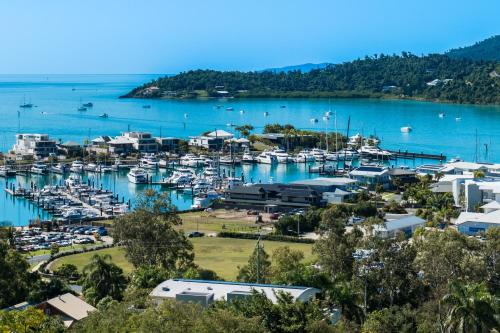 Villa Luxe On Airlie